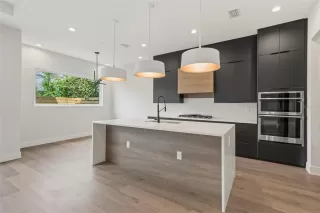 Photo #2: O6238835 Listing 