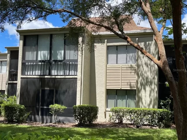 MLS: O6239299 Condo For Sale