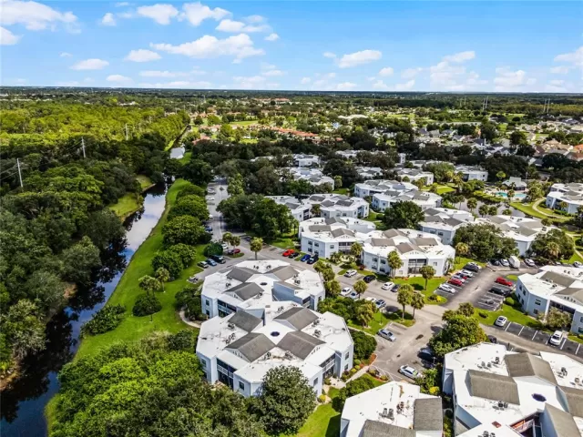 MLS: O6241290 Condo For Sale