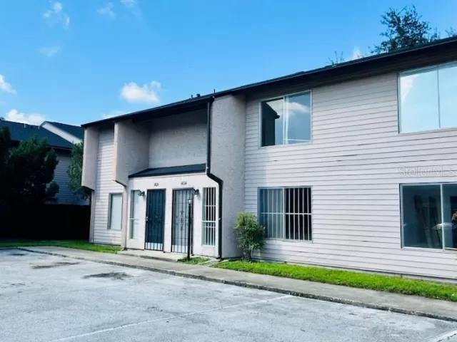 MLS: O6243030 Condo For Sale