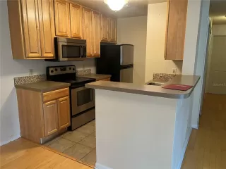 Photo #4: O6243617 Listing