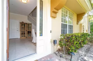 Photo #3: O6244213 Listing 