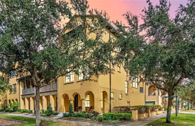 MLS: O6245255 Condo For Sale