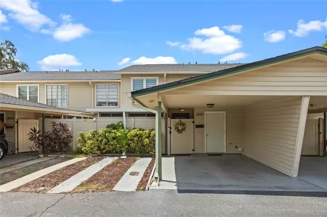 MLS: O6245370 Condo For Sale