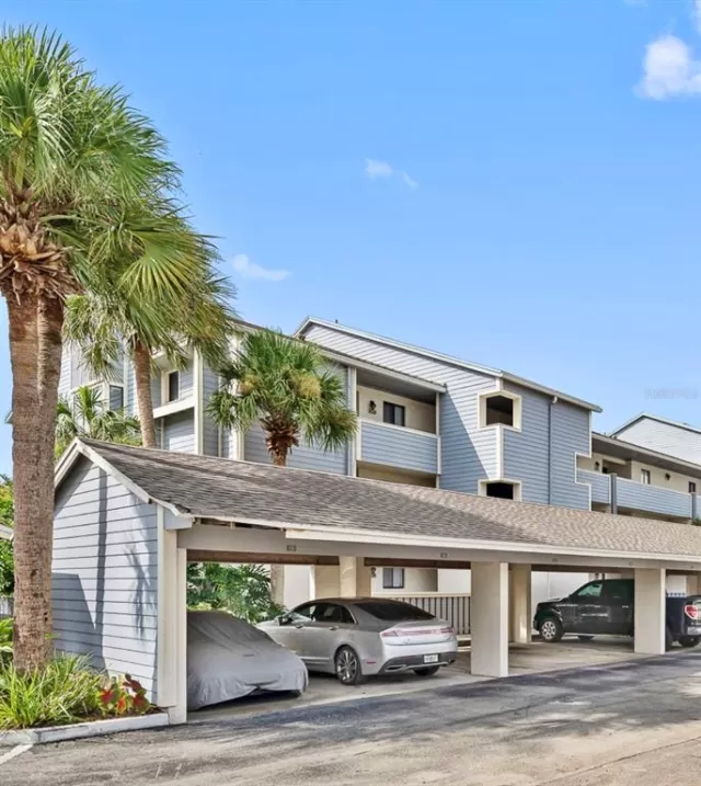 MLS: O6245460 Condo For Sale