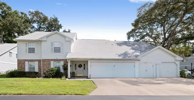 MLS: O6247796 Condo For Sale