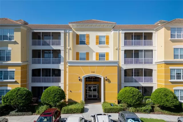 MLS: O6249186 Condo For Sale