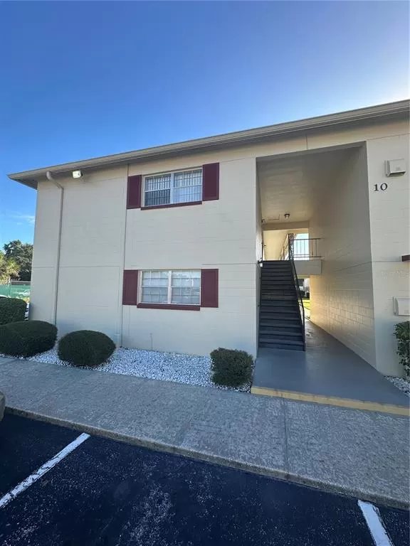 MLS: O6250265 Condo For Sale