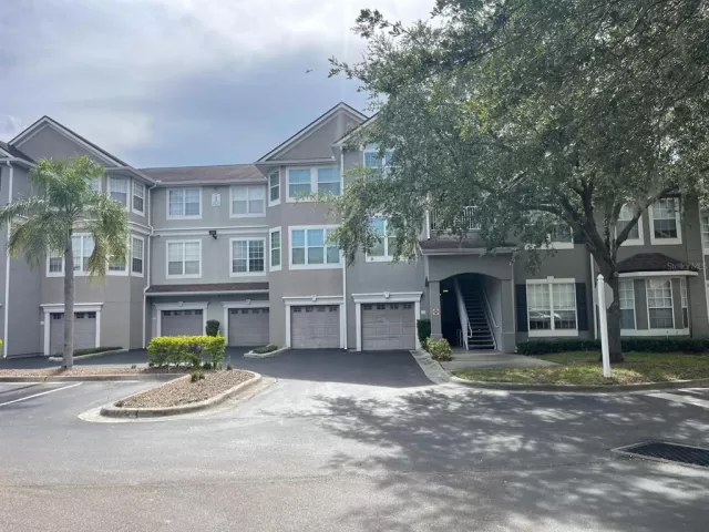 MLS: O6251740 Condo For Sale