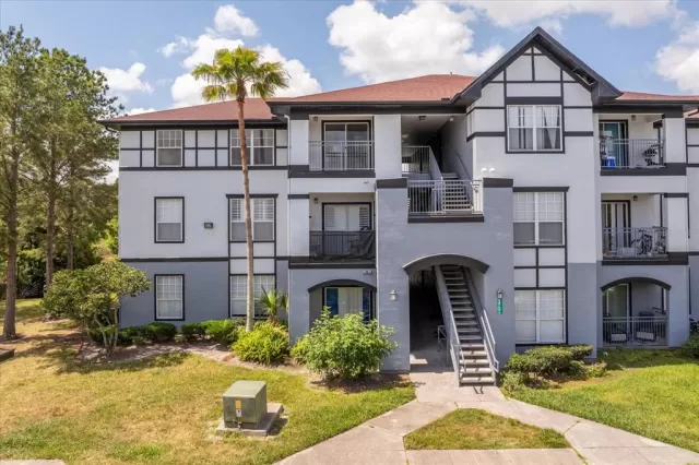 MLS: O6251769 Condo For Sale