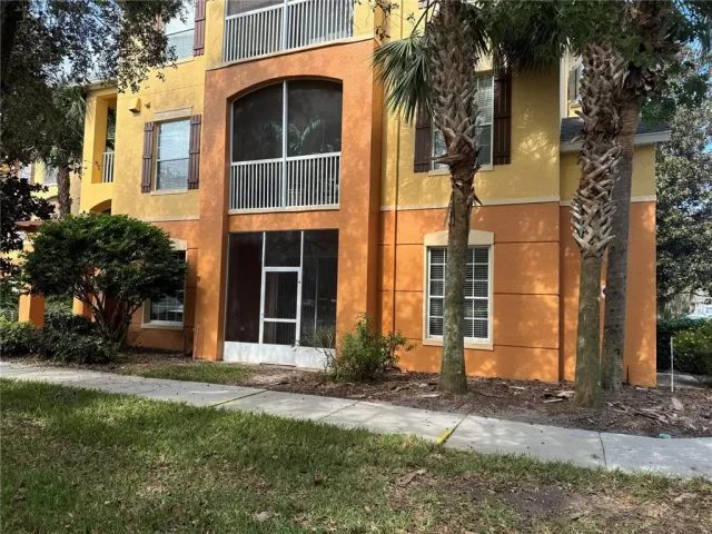 MLS: O6252664 Condo For Sale