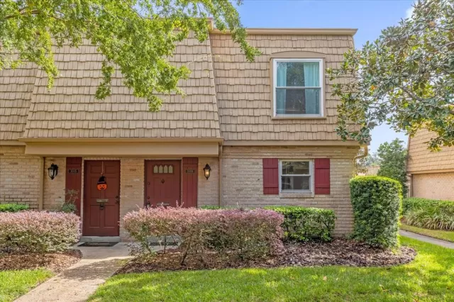 MLS: O6253379 Condo For Sale