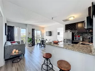 Photo #5: O6253996 Listing