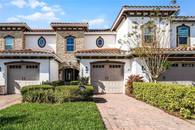 MLS: O6255838 Condo For Sale