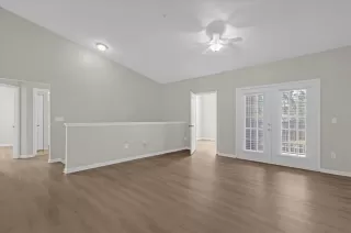 Photo #5: O6256489 Listing 