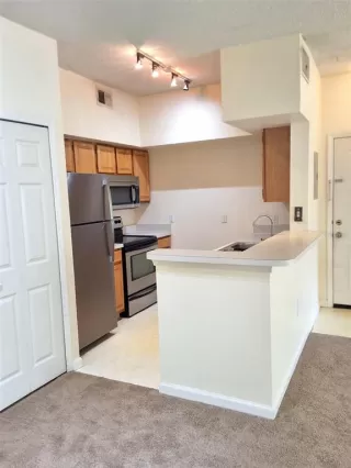 Photo #4: O6257463 Listing 