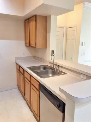 Photo #6: O6257463 Listing 