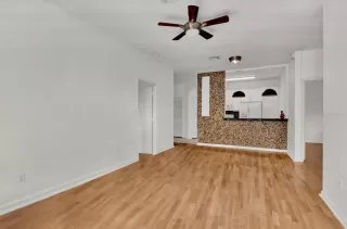 Photo #5: O6257842 Listing 