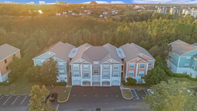 MLS: O6257896 Condo For Sale