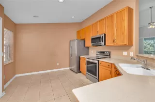 Photo #4: O6258291 Listing