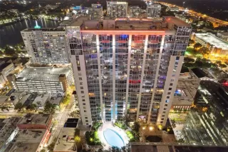 Photo #1: O6258596 Listing