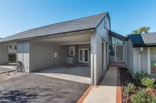Click for more information on MLS # O6260751 : 896 CLAYDON WAY UNIT 36A More Details about MLS # O6260751 : 896 CLAYDON WAY UNIT 36A