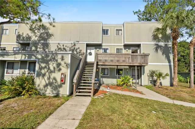 MLS: O6261570 Condo For Sale