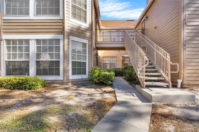 MLS: O6261892 Condo For Sale