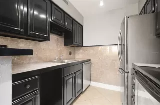 Photo #3: O6261916 Listing