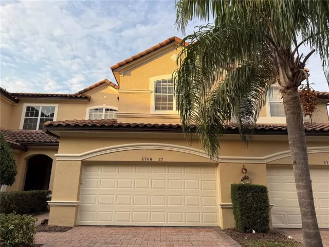 MLS: O6262089 Condo For Sale