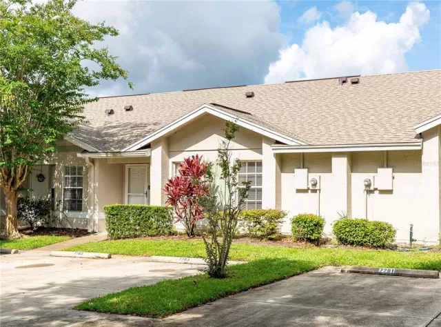 MLS: O6262270 Condo For Sale