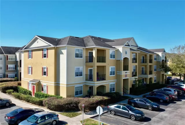 MLS: O6263065 Condo For Sale