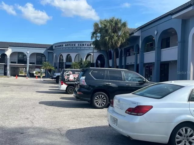 MLS: O6263814 Condo For Sale