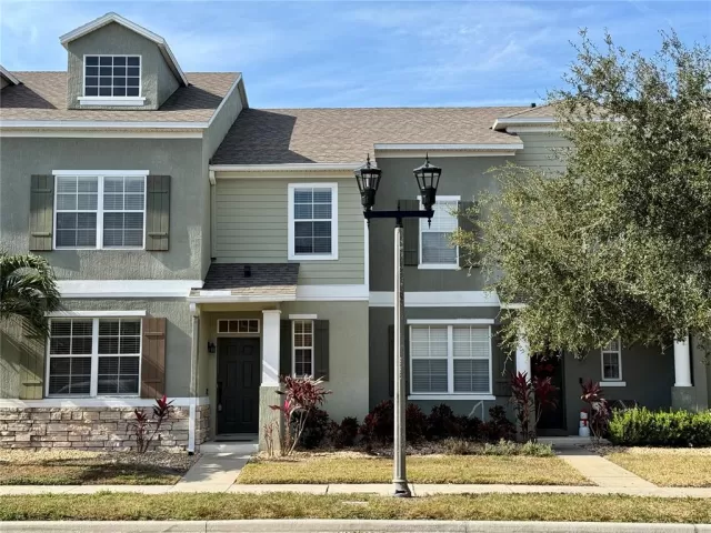 MLS: O6263821 Condo For Sale