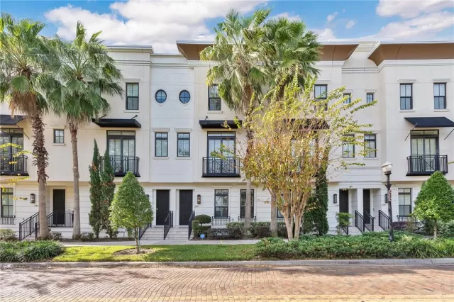 MLS: O6264161 Condo For Sale