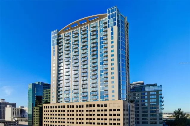 MLS: O6265287 Condo For Sale