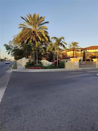 Photo #6: O6265327 Listing