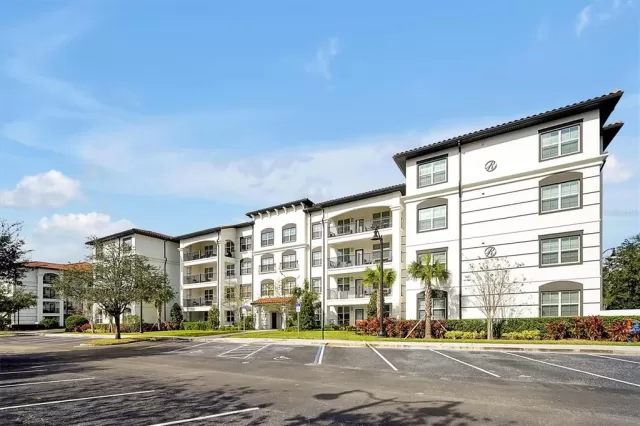 MLS: O6265810 Condo For Sale