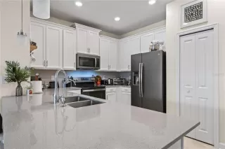 Photo #4: O6266415 Listing 