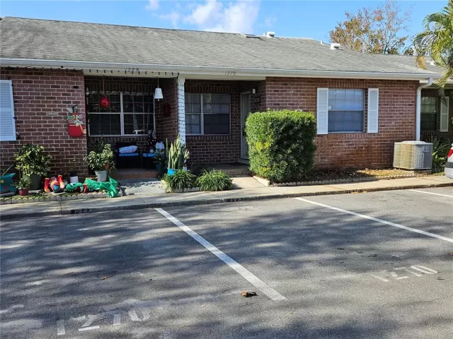 MLS: O6266702 Condo For Sale