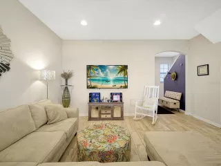 Photo #5: O6266928 Listing