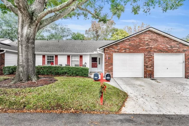 MLS: O6268141 Condo For Sale