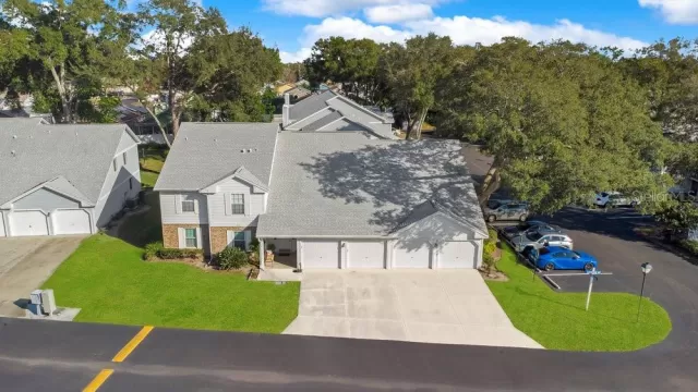 MLS: O6268861 Condo For Sale