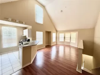 Photo #2: O6269594 Listing