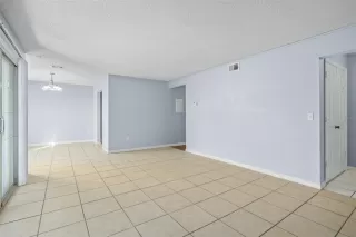 Photo #4: O6269687 Listing