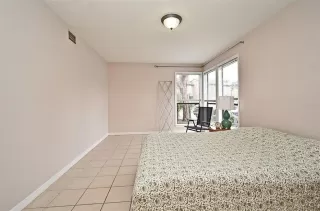 Photo #4: O6270007 Listing 