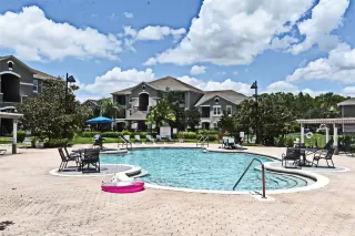 Photo #2: O6270512 Listing