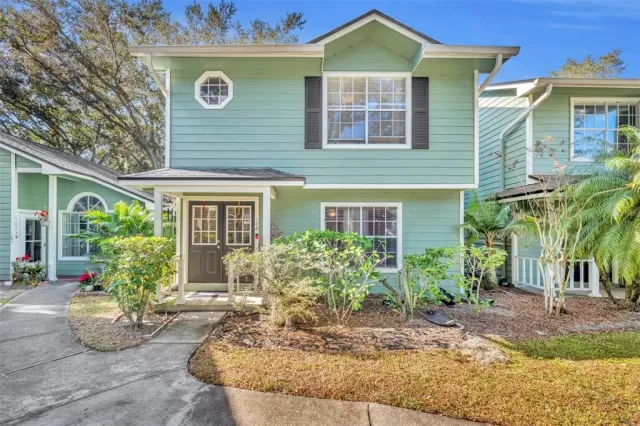 MLS: O6271056 Condo For Sale