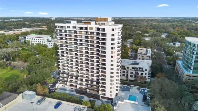 MLS: O6271818 Condo For Sale