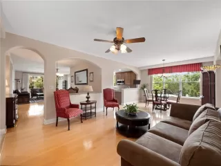 Photo #5: O6271963 Listing